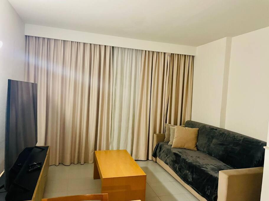 Newly Refurbished 2 Bed Appt Βιλαμούρα Εξωτερικό φωτογραφία